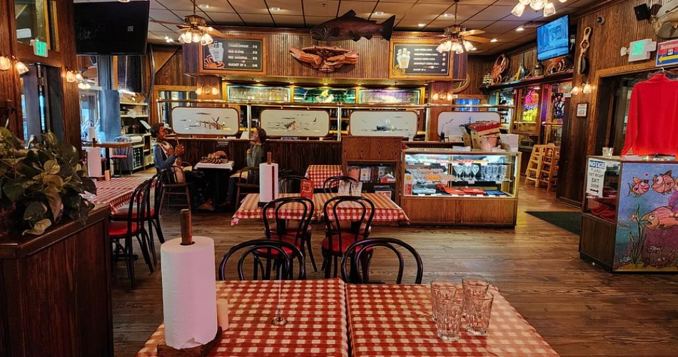 Best Restaurants in Washington, USA — For Food Lovers & First-Time Visitors