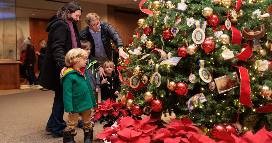 Christmas in Washington, D.C.: Best Holiday Events, Markets & Light Displays